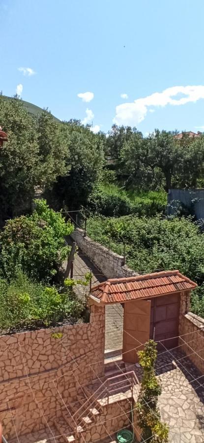 Villa Family Bitri Piqeras Exterior foto